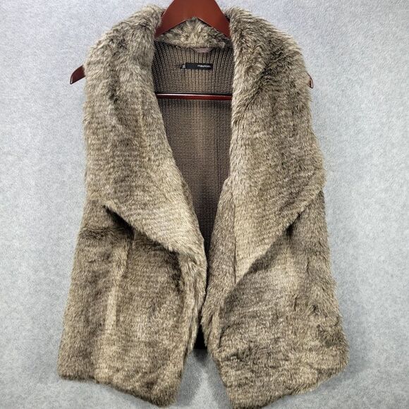 Maurices Women's Size‎ Medium M Light Brown Faux Fur Vest - Picture 1 of 5